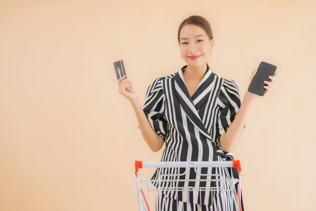 怎樣判斷信用卡惡意透支？刷卡手續(xù)費(fèi)